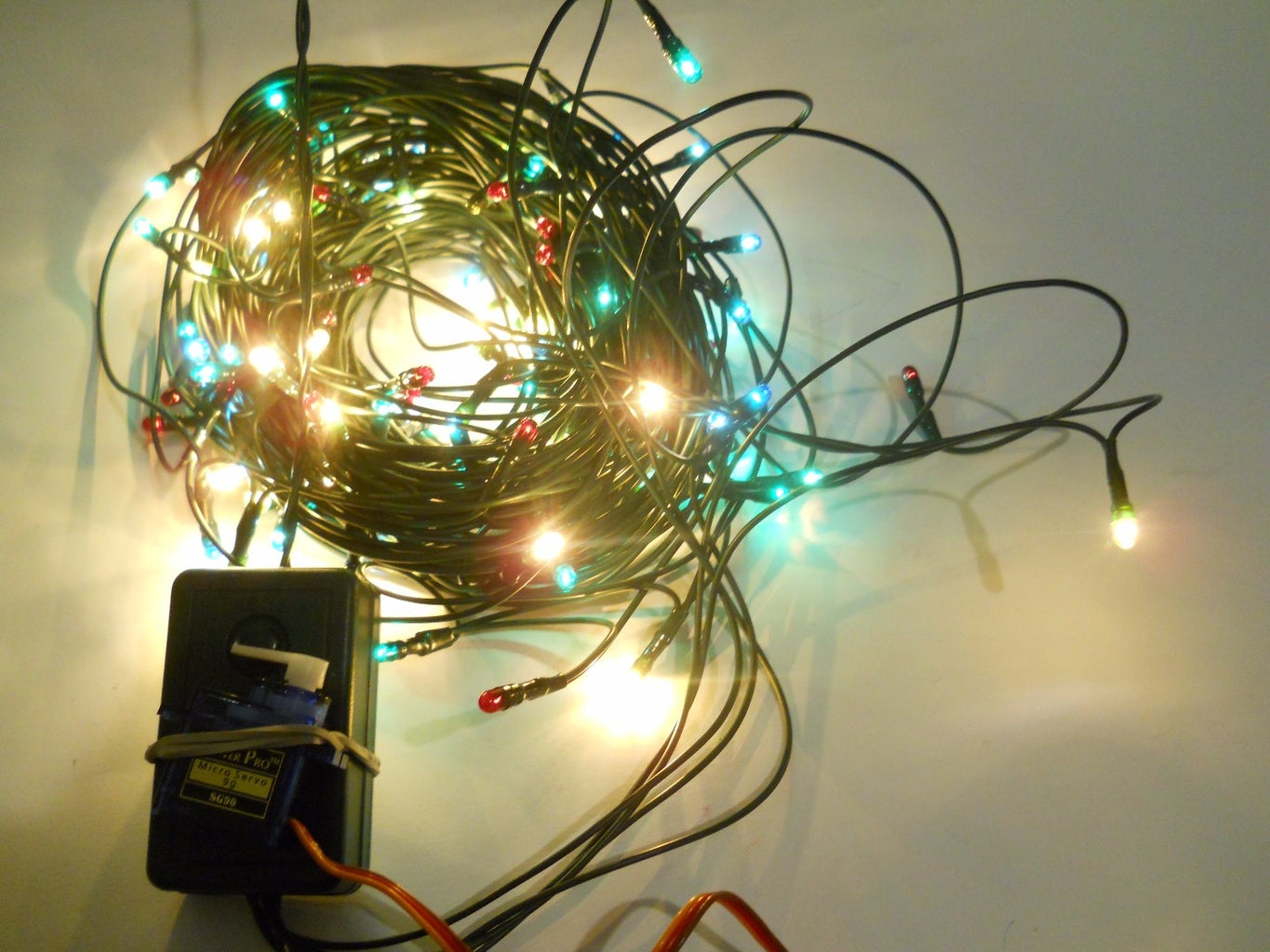 Phone-Controlled Christmas Tree