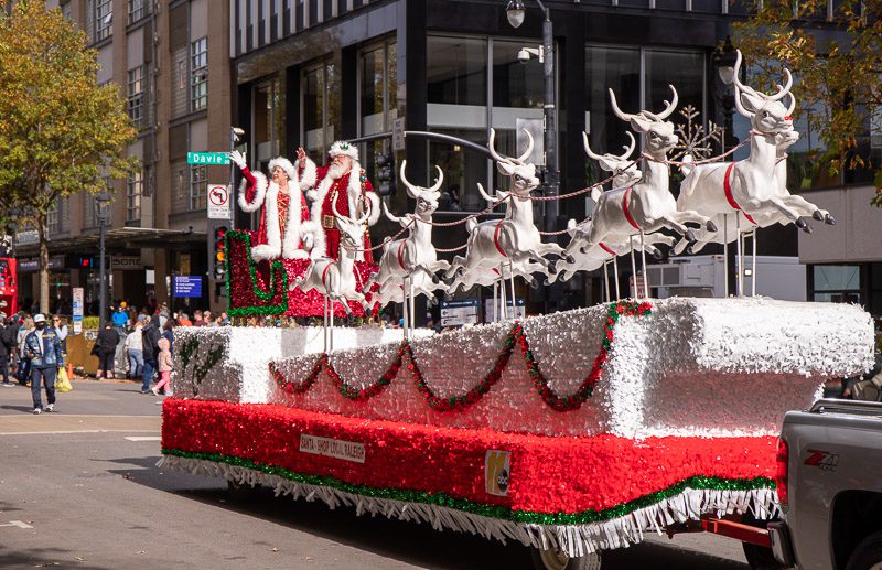 Raleigh Christmas Parade Balloons 2024