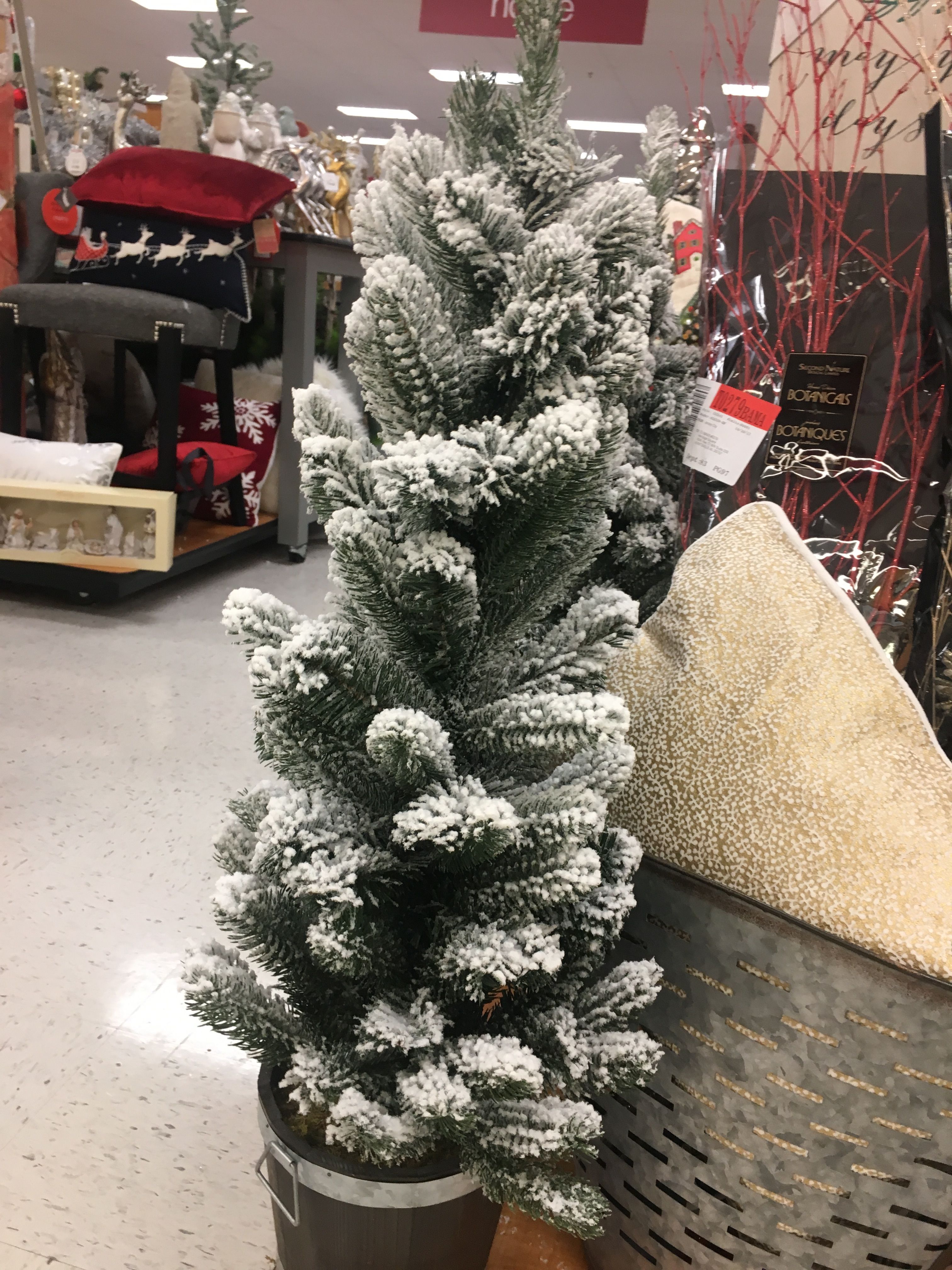 7 Christmas Tree Decoration Ideas From Tj Maxx