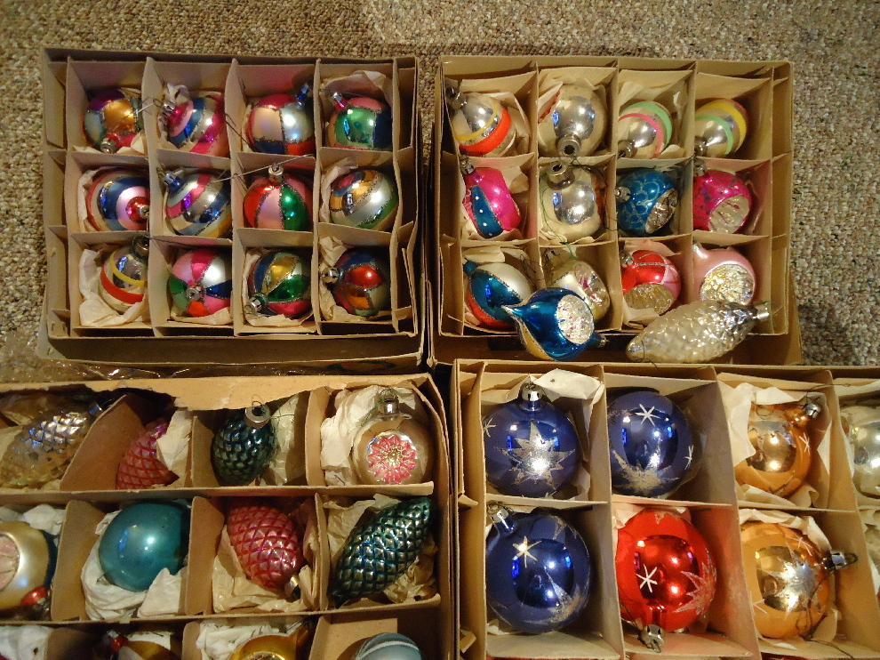 Vintage Christmas Tree Ornaments for Sale