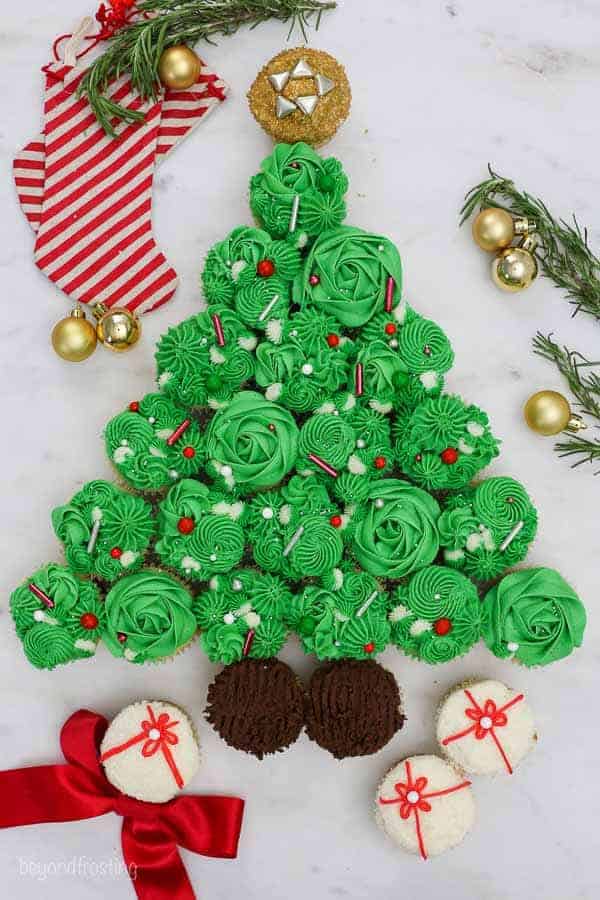 Christmas Tree Pull-Apart Cupcakes Idea