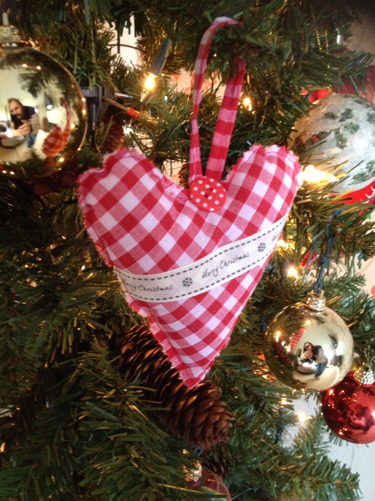 Christmas Tree Heart Decoration Ideas