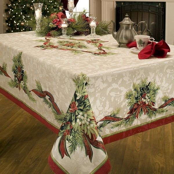 Christmas Tree Ribbon Tablecloth Ideas