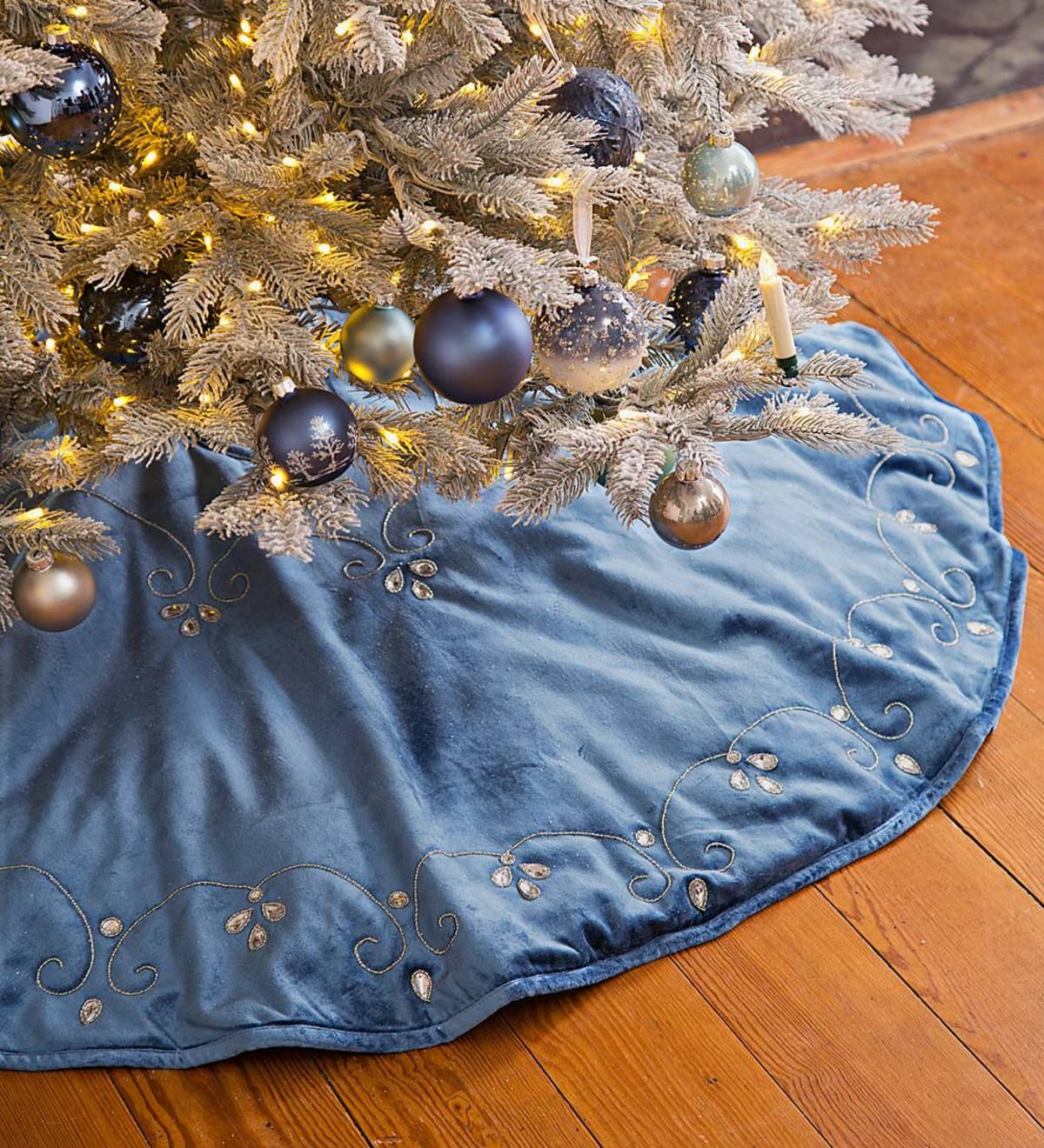 Blue Christmas Tree Skirt with Other Colors 10