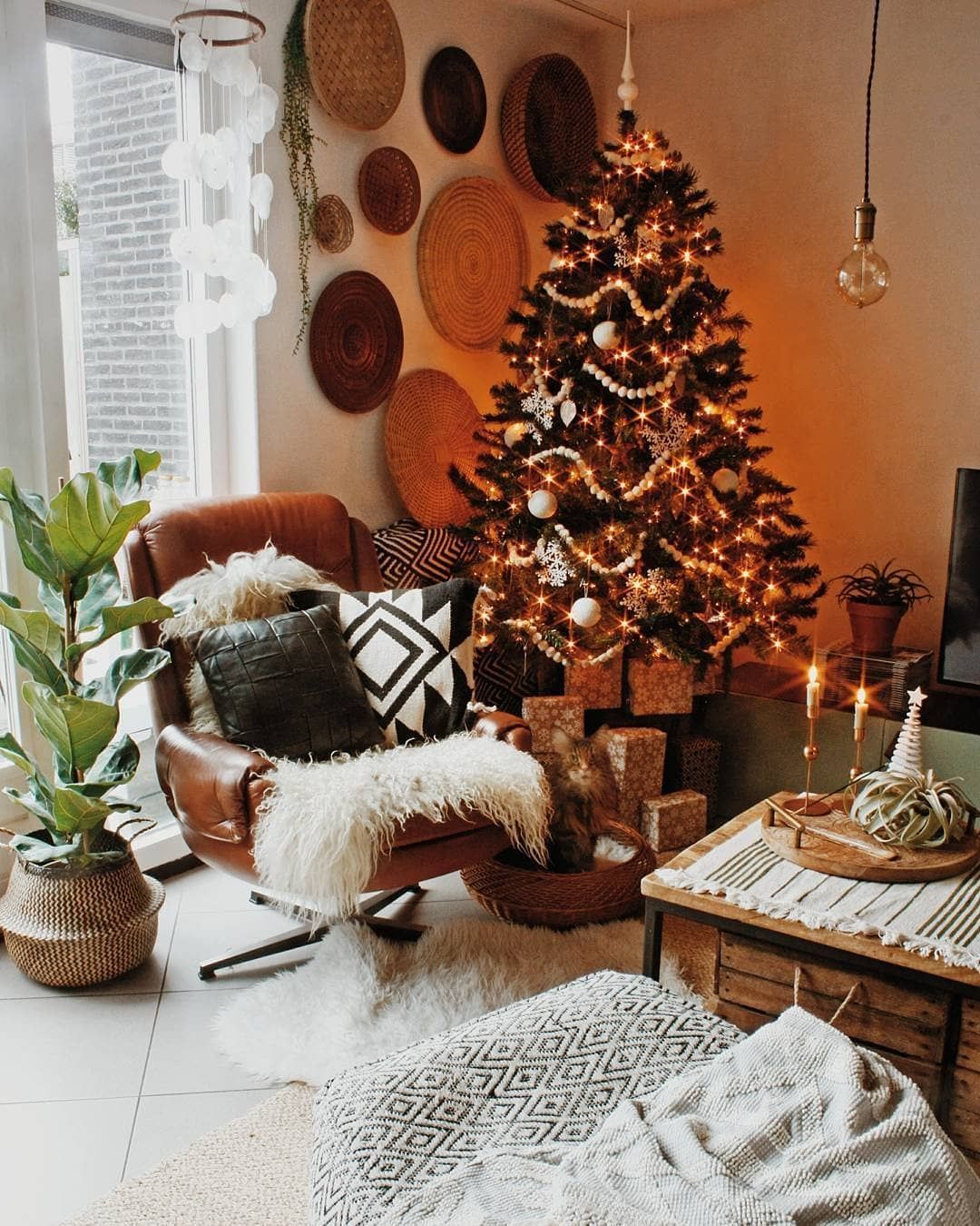 Boho Chic Christmas Decorating