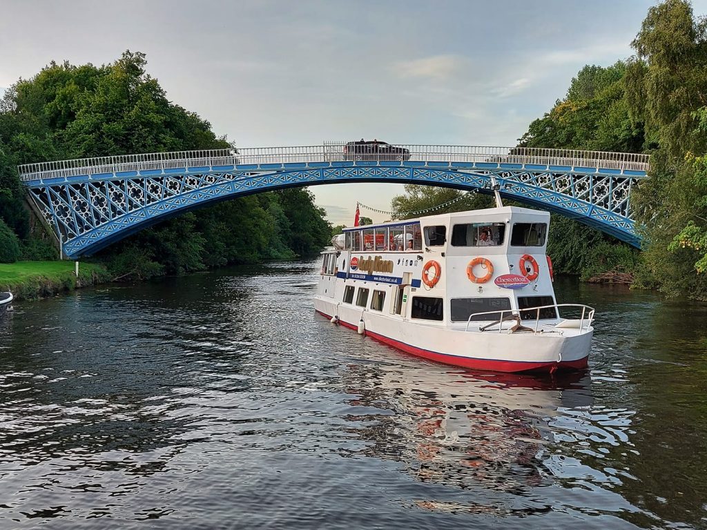 River Dee cruise in Chester