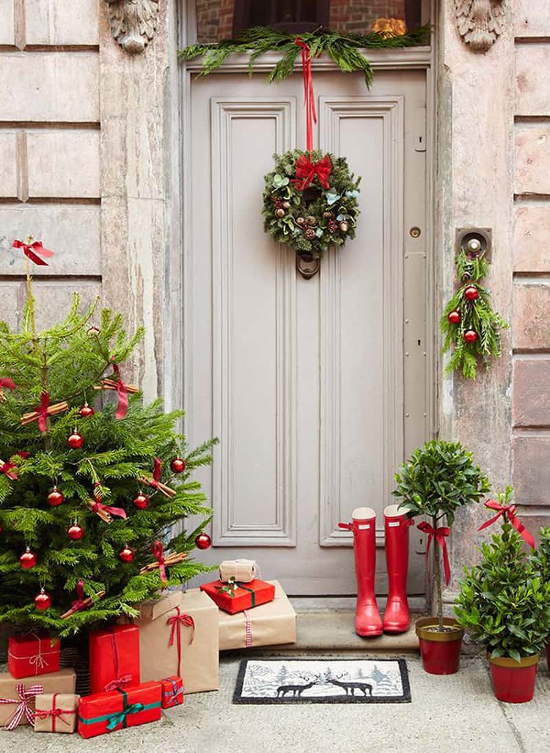 Christmas Tree Porch Decor Ideas