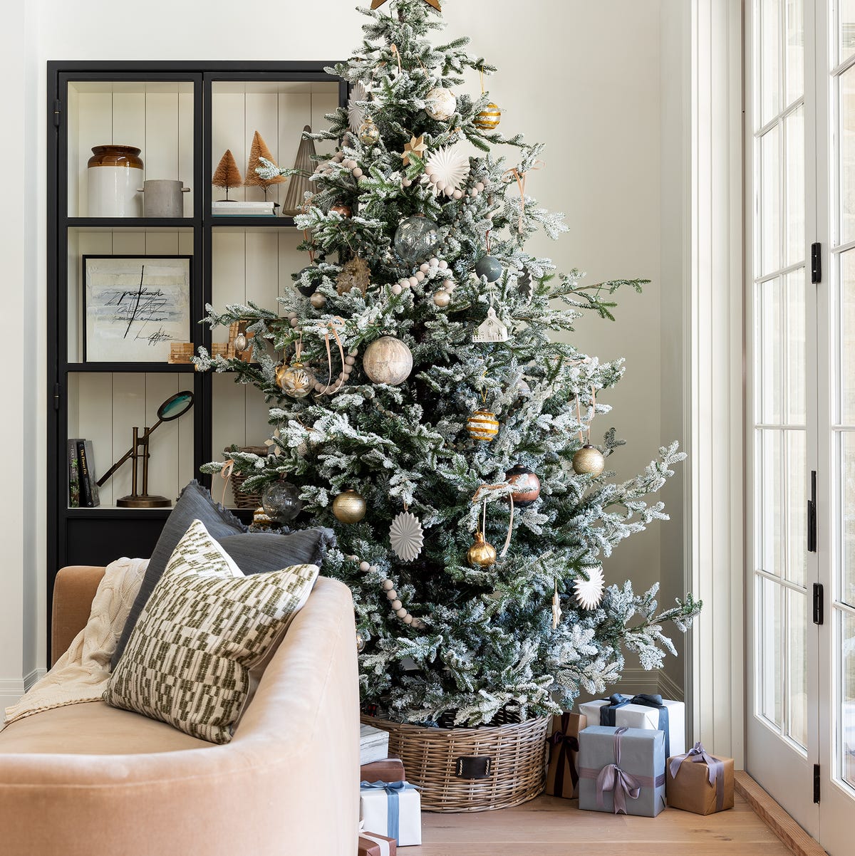 Christmas Tree Ribbon Ideas To Elevate Your Decor