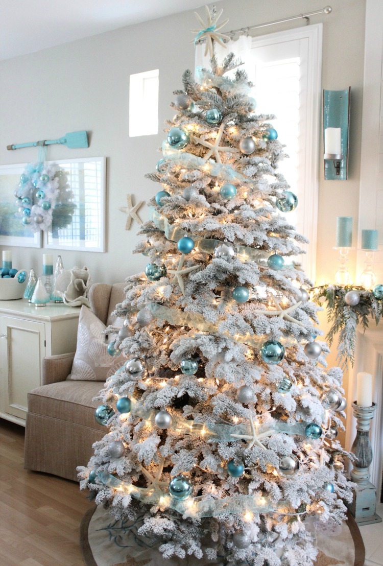 Coastal Chic Christmas Tree