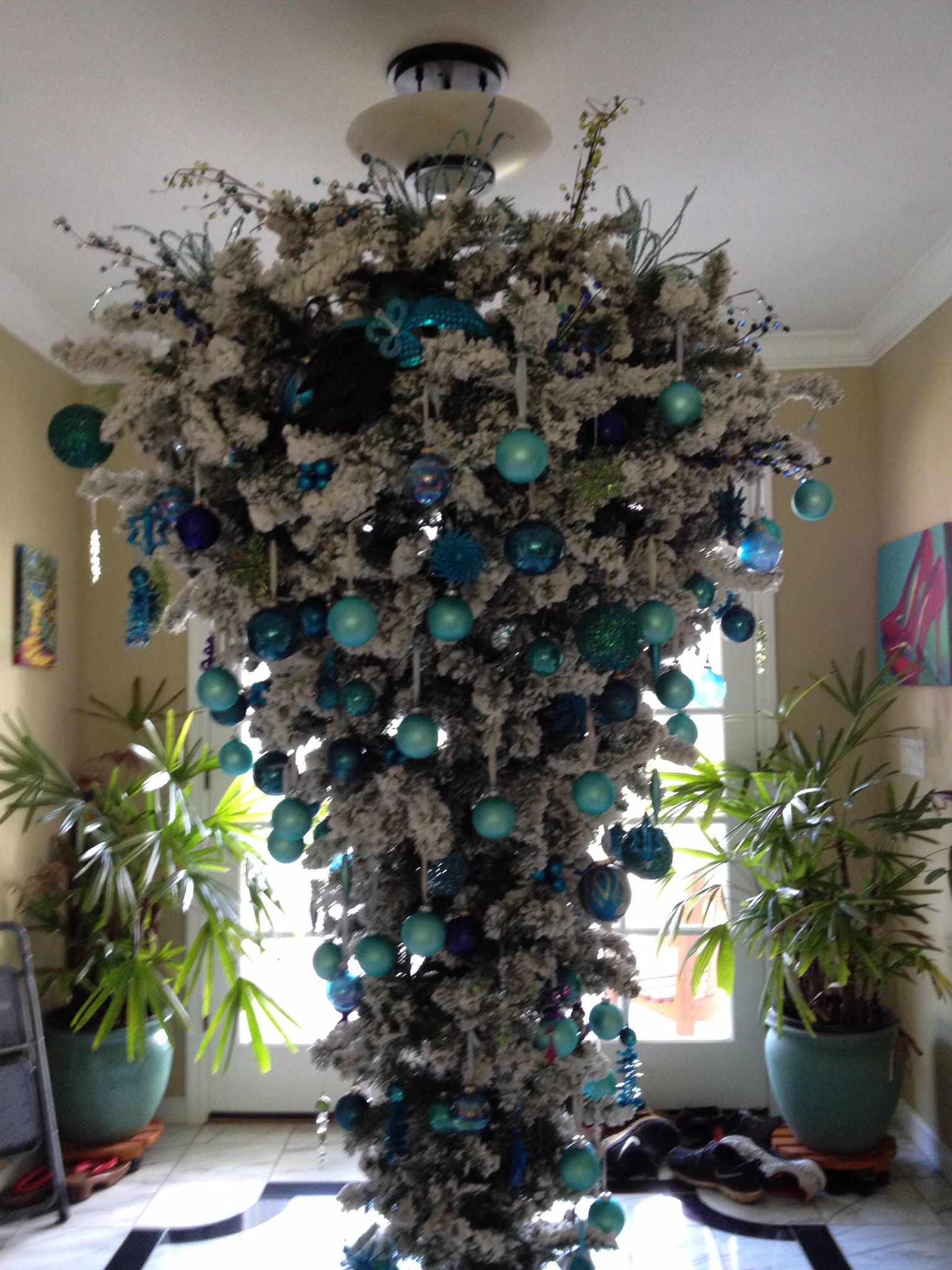 coastal upside-down christmas tree