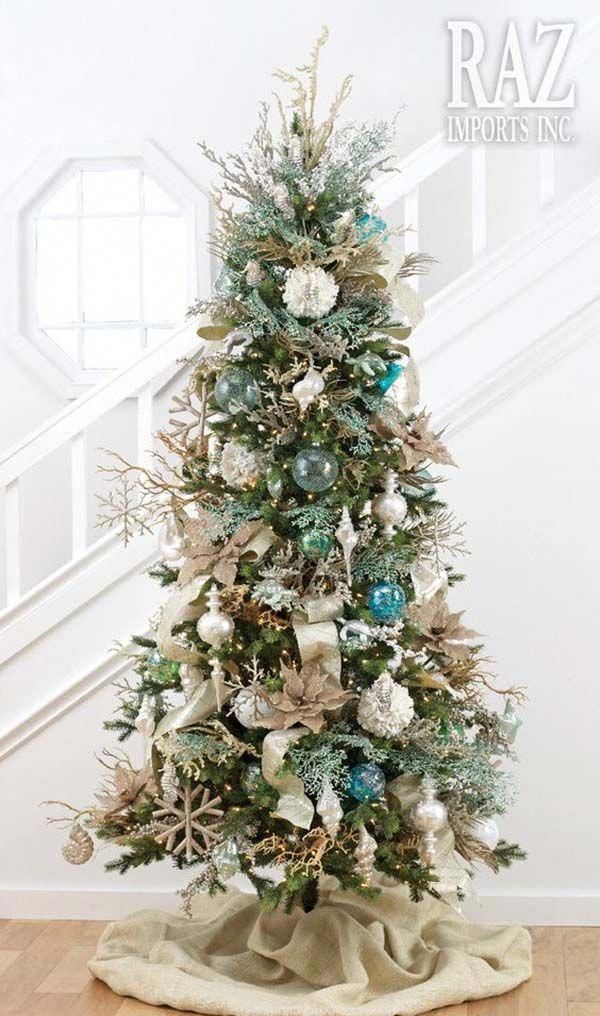 Green Christmas tree with a coastal look