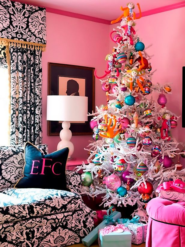 Modern Pink Christmas Tree Decorations Ideas