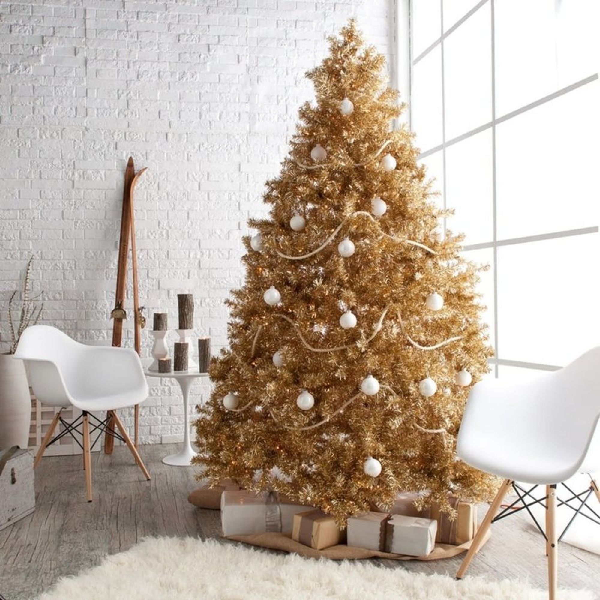 Monochromatic Christmas tree ideas