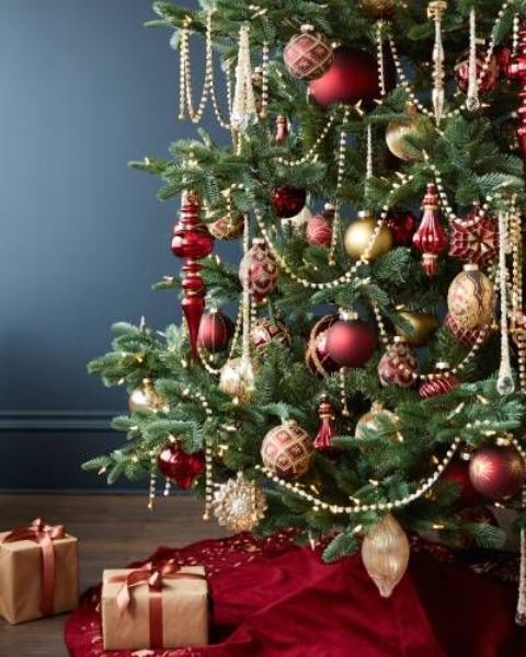 Red and Gold Bead Christmas Tree