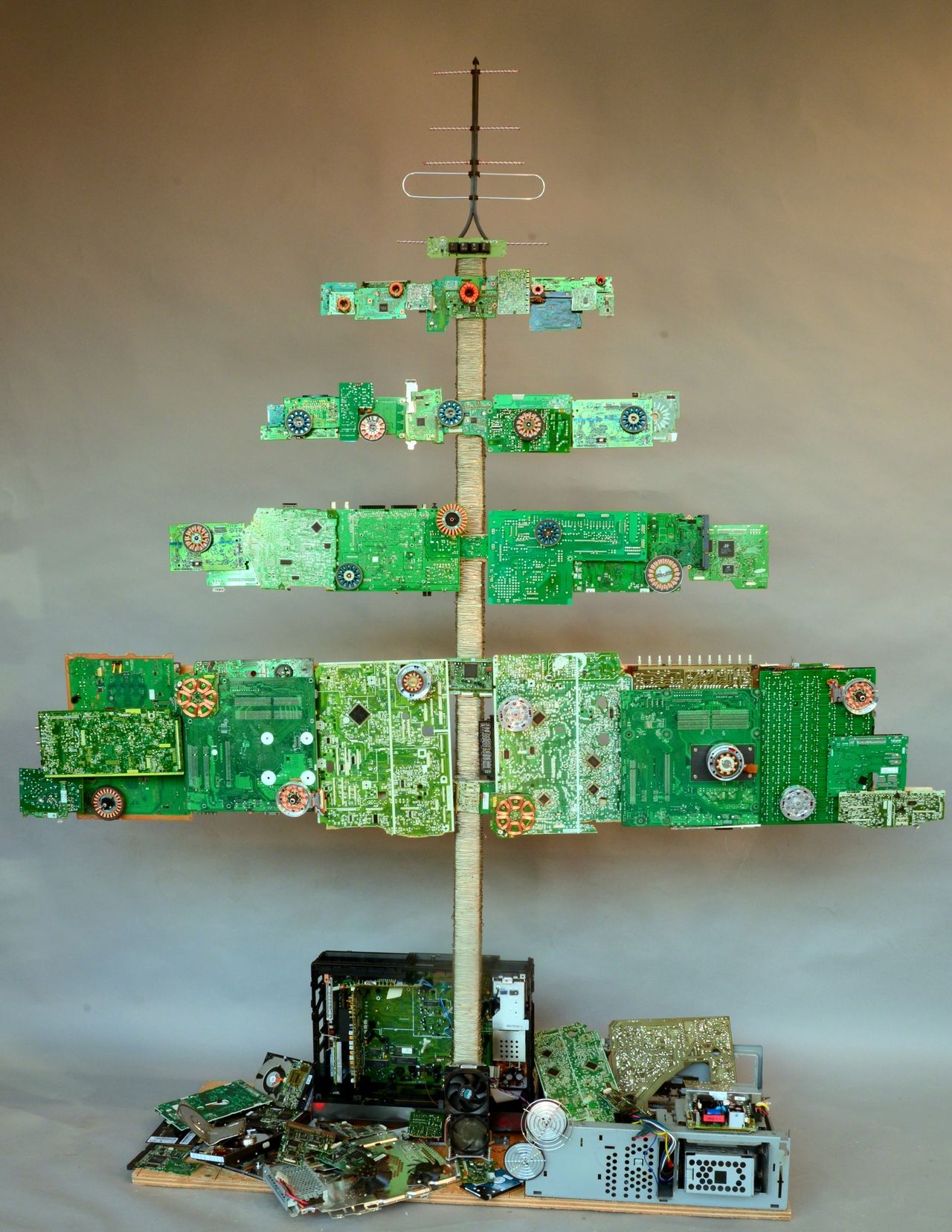 Retro Computer Christmas Tree