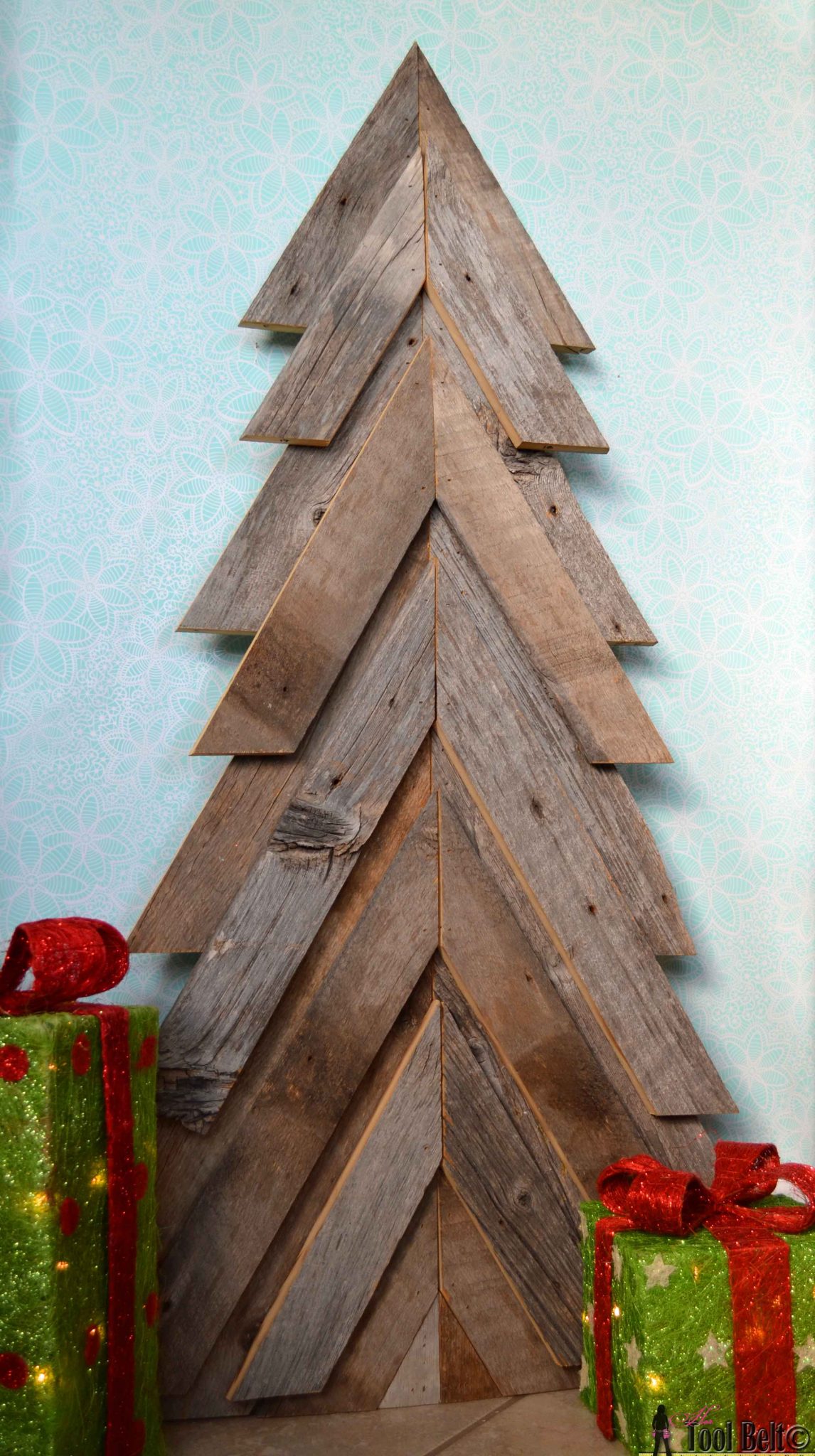 Rustic Wooden Christmas Tree