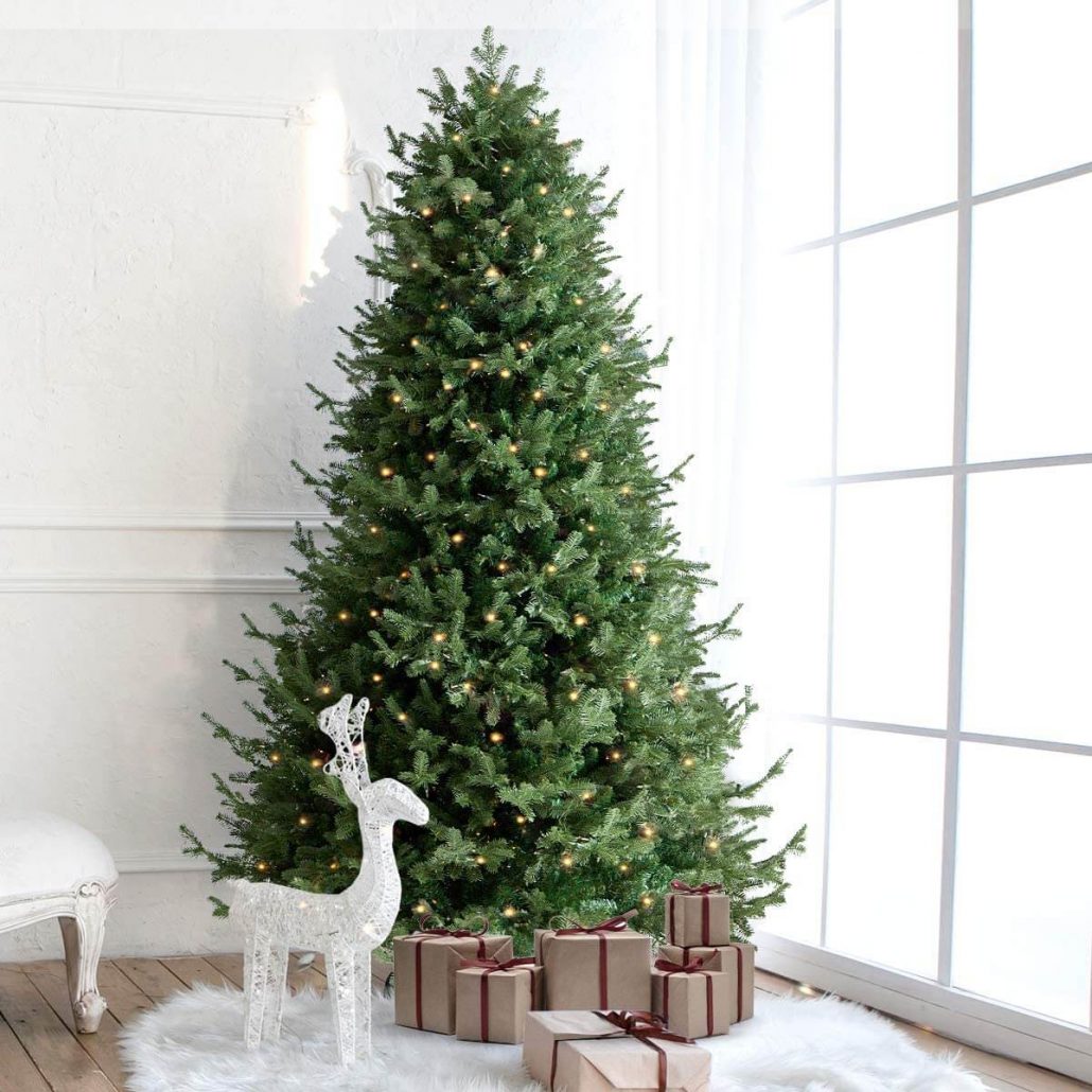 Top 10 Prelit Christmas Trees Under 10 Feet