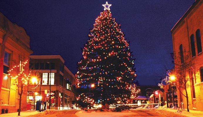 Traverse City Holiday Atmosphere