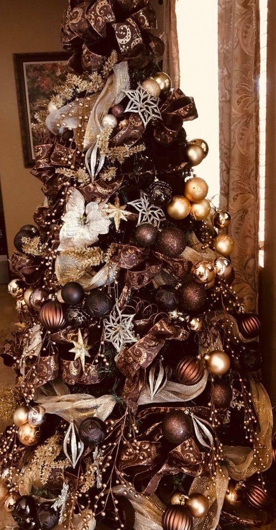 Ways To Style A Brown And Gold Christmas Tree