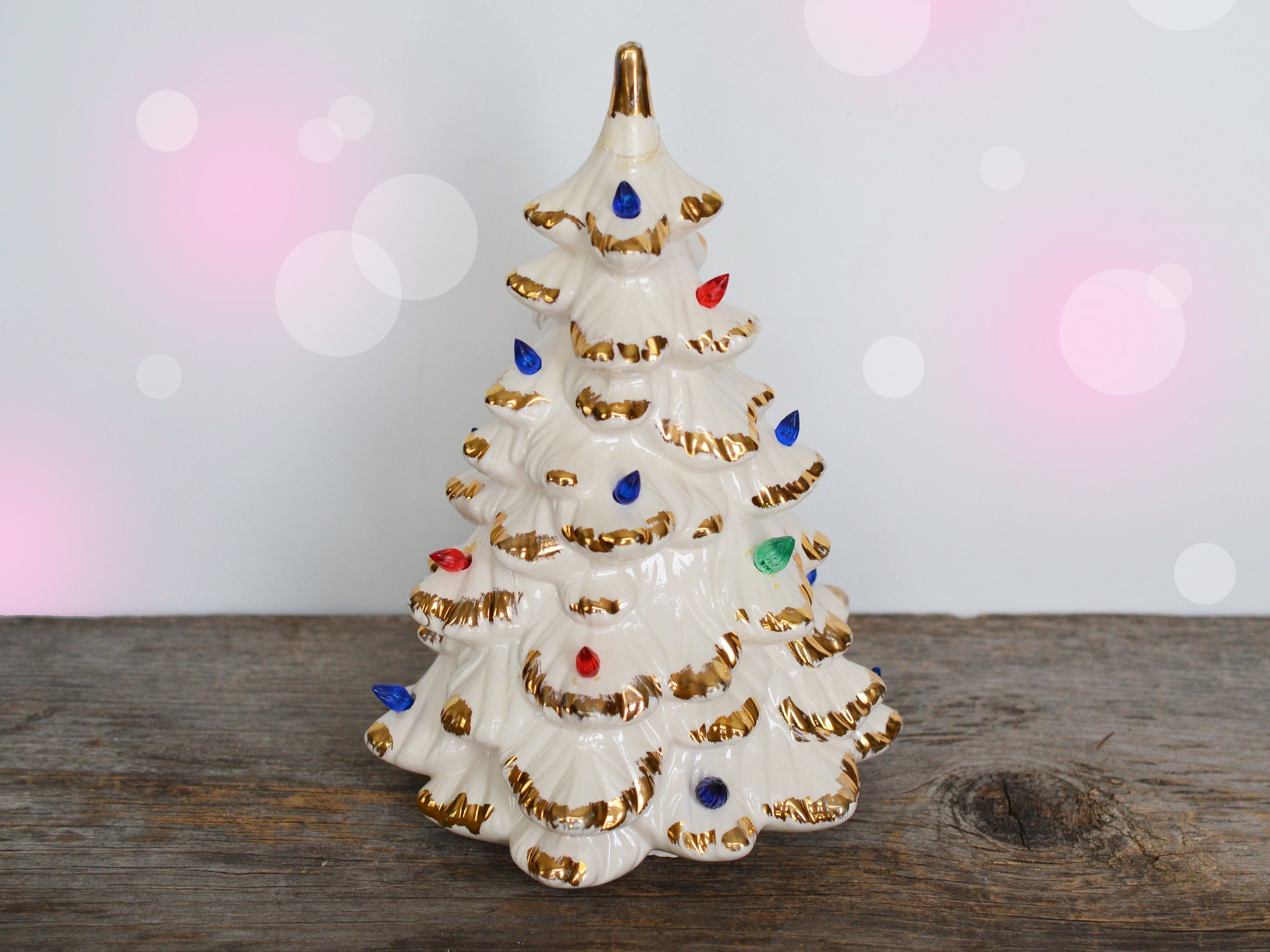 Vintage Charm: Retro White Ceramic Christmas Tree Decor