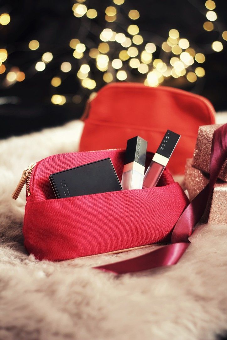 Suqqu Holiday Makeup Kit