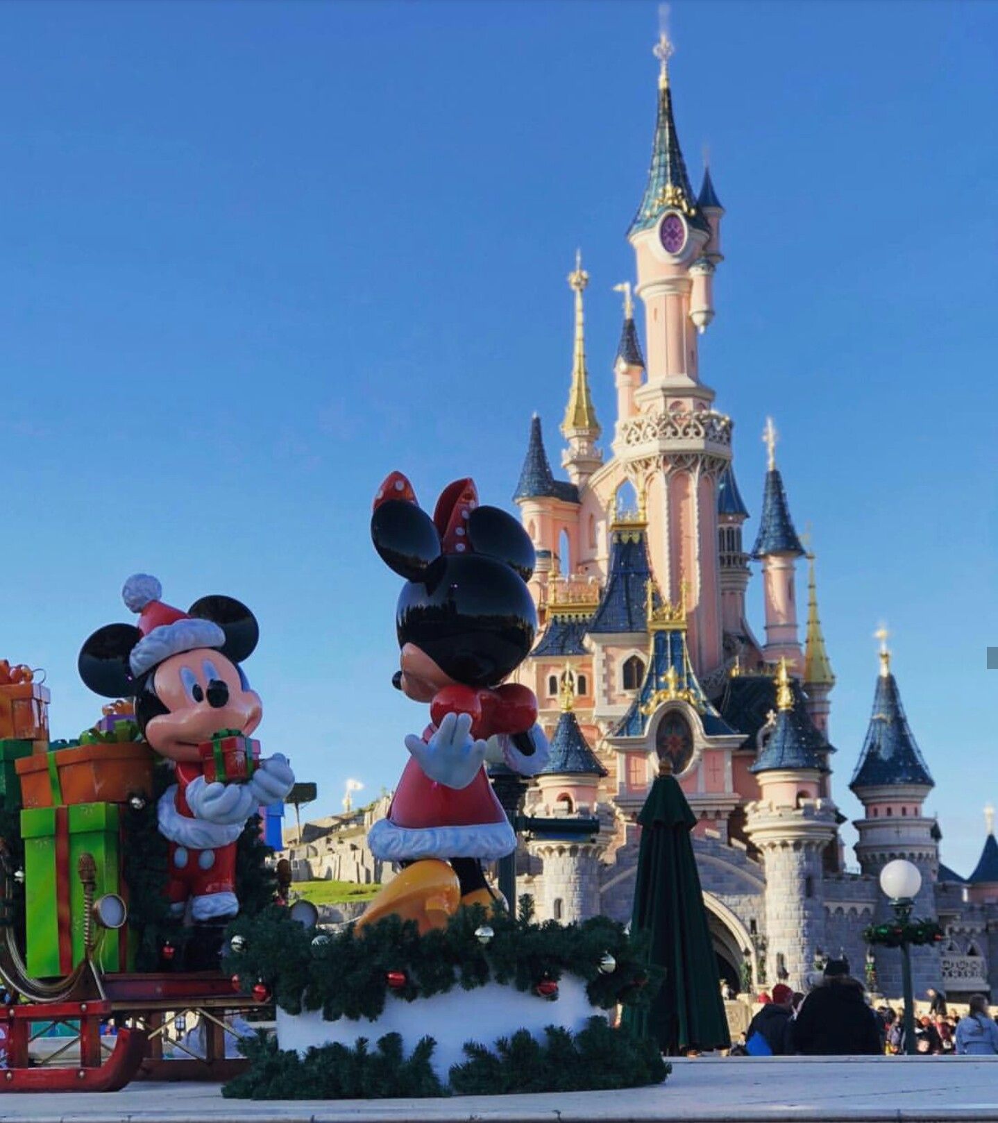 Disneyland Paris Christmas Decorations