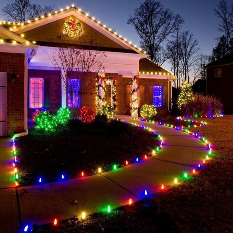 Outdoor Christmas Tree Lights Ideas