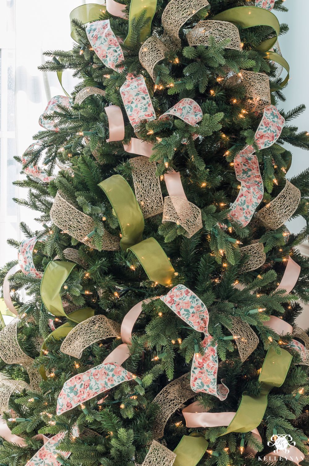 Ribbon Wrap Christmas Tree Decorating Ideas