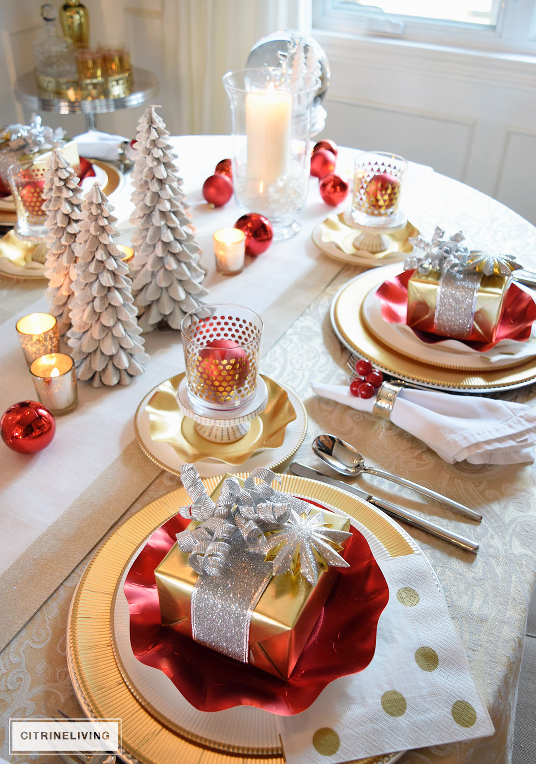 Christmas table decorating ideas in red, gold, and white