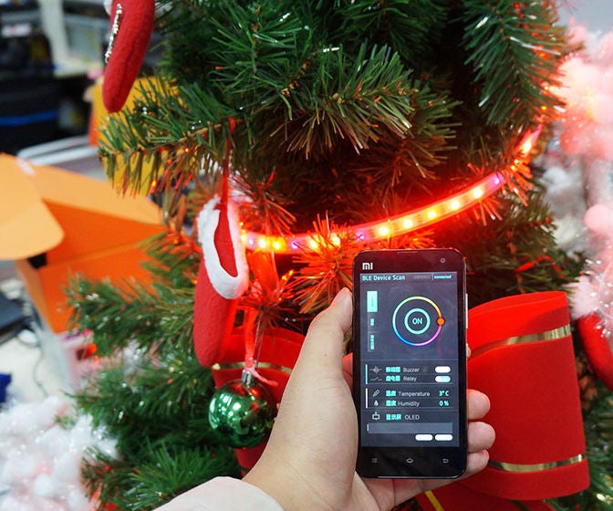 DIY Phone-Controlled Christmas Tree